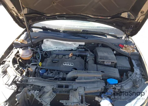 2017 Audi Q3 2.0T Premium z USA, uszkodzony, nr VIN WA1BCCFS1HR009639